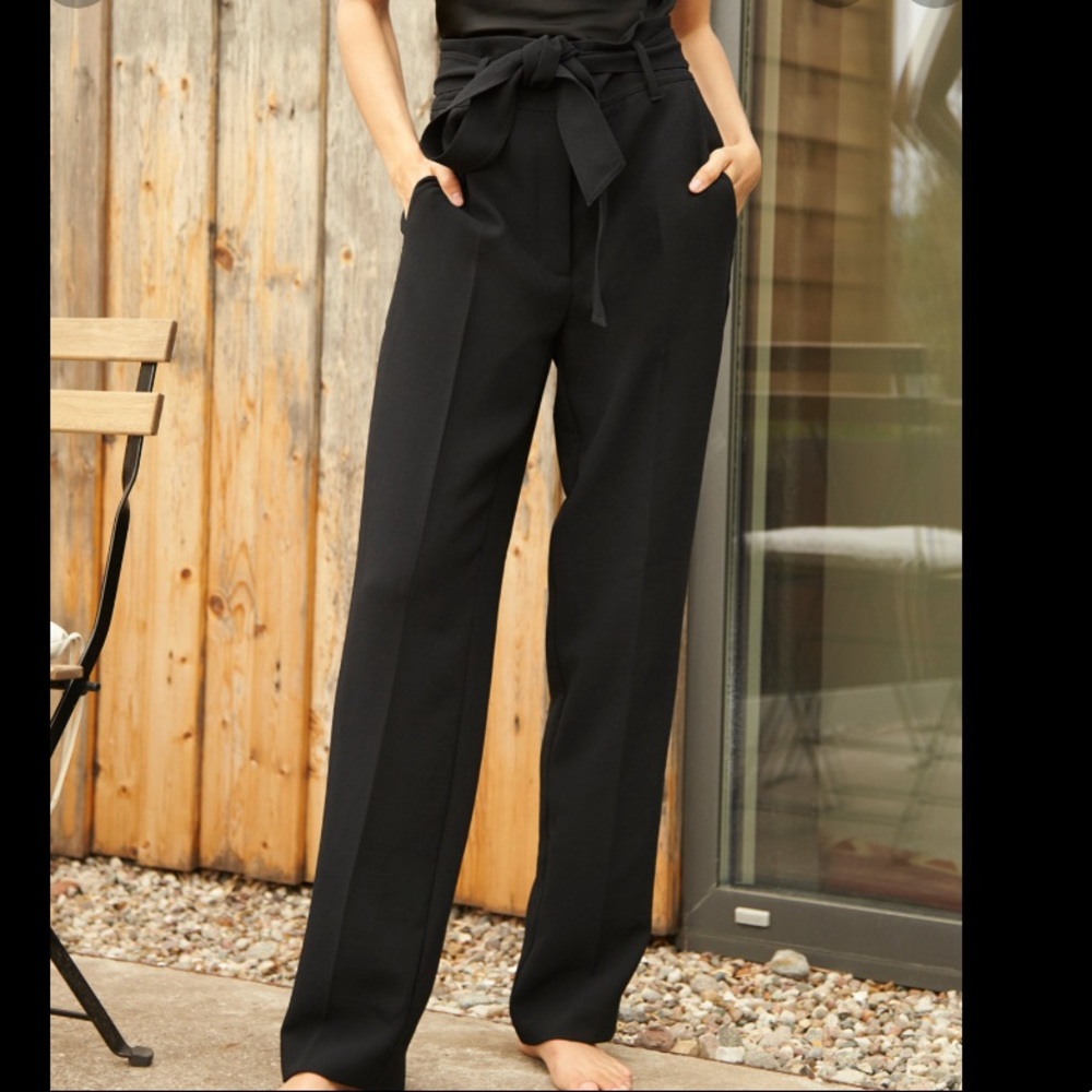 WILFRED High Tide Tie Waist Wide Leg Pant Black by Aritzia